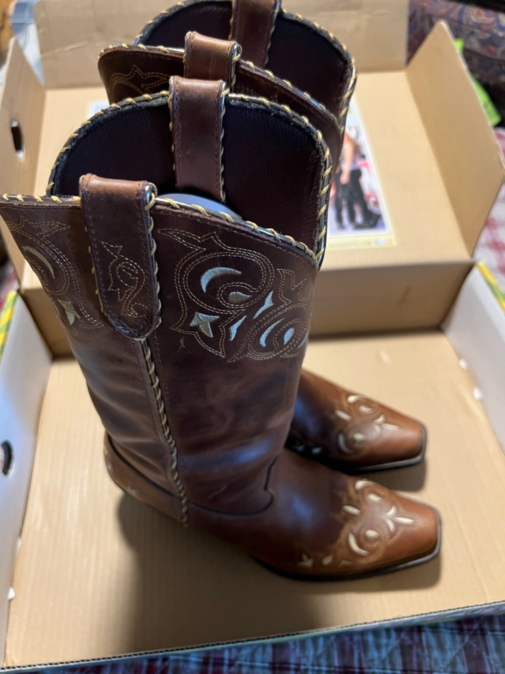 Brown Embroidered Leather Cowboy Cowgirl Boots